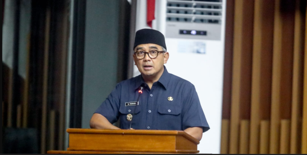 Wali Kota Bandung Lantik 13 Pejabat Baru di Lingkup Pemkot Bandung