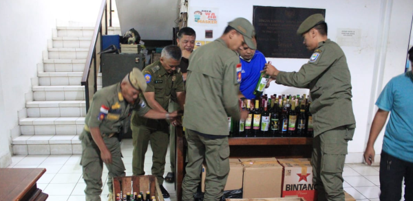 Wakil Wali Kota Bandung: Minol Ilegal Ancam Moral dan Ketertiban