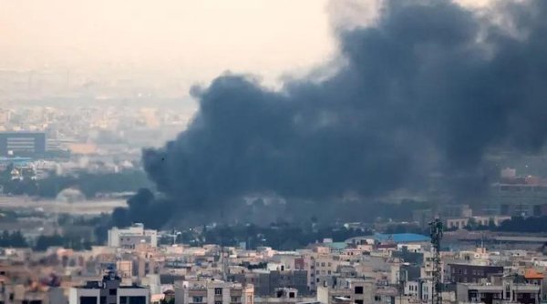 Ledakan Dahsyat Guncang Teheran, Warga Panik