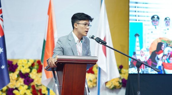 Guncang Panggung Nasional! Fahmi Saeful Bahri dari Bandung Barat Sabet Best Delegate di Indonesia Youth Summit 2025