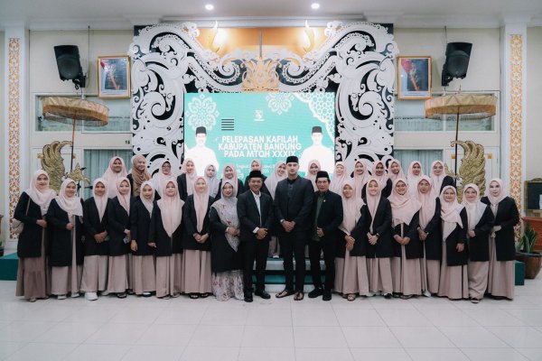 Bupati Bandung Lepas 157 Kafilah MTQH, Targetkan Juara Umum di Ajang Bergengsi Tingkat Jawa Barat