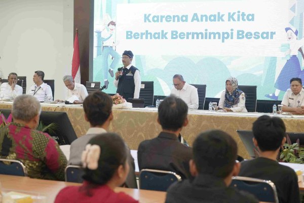 Sekolah Rakyat, Gus Ipul Pastikan Orang Tua Tetap Bisa Jenguk Anaknya Kapanpun