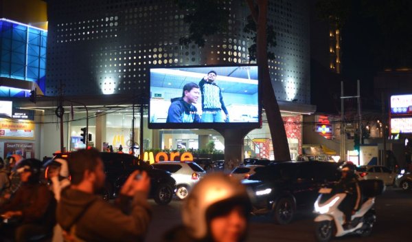Persib Umumkan Pemain Baru via Videotron, Bobotoh: Keren Sih!