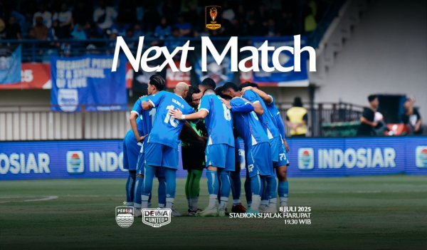 Adam Przybek Jalani Debut Bersama Persib Lawan Dewa United