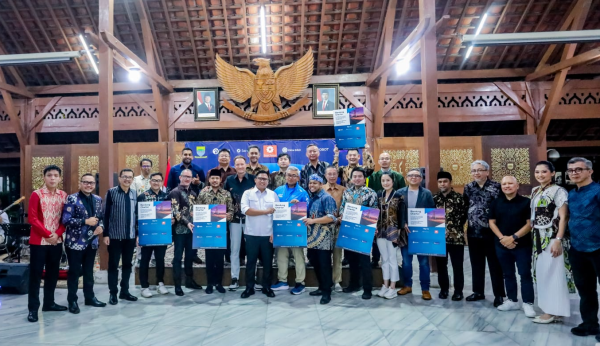 7 Investor Global Siap Bangun Charging Station Mobil Listrik di Bandung