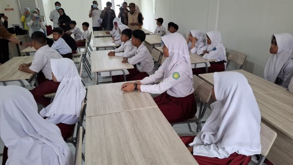 Siswa Sekolah Rakyat di Sukabumi Jalani MPLS, Diawali Pemeriksaan Kesehatan