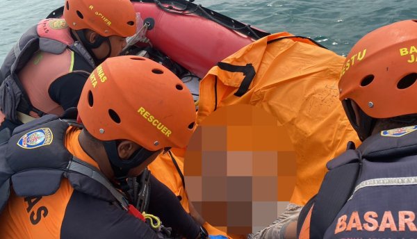 Seorang Anak Tewas Akibat Terseret Arus Pantai di Sukabumi