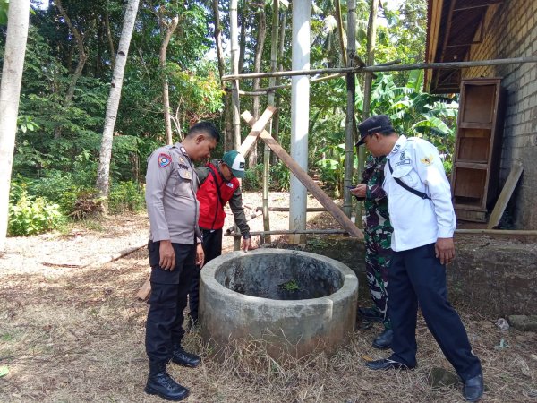 Seorang Perempuan Ditemukan Tewas dalam Sumur di Sukabumi