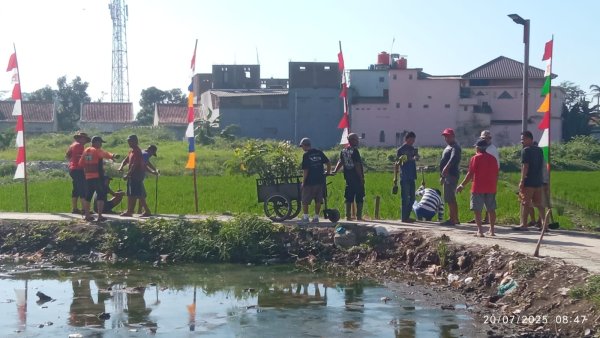 PWI Kabupaten Bandung Kolaborasi Dengan PRIMA Tanam Pohon di Citeureup Dayeuhkolot