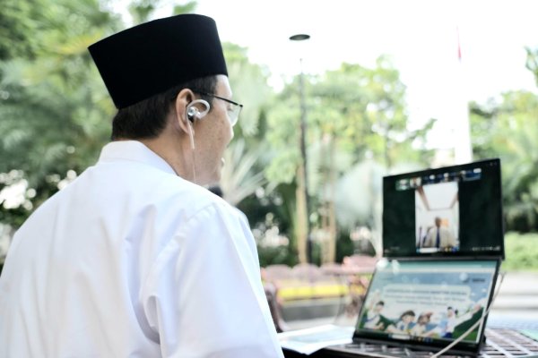 Gus Ipul ke Guru Sekolah Rakyat: Jadikan Tiap Kelas Ruang Penuh Kasih Sayang