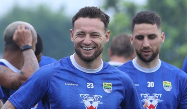 Klok Bidik Gelar Juara Piala Presiden 2025
