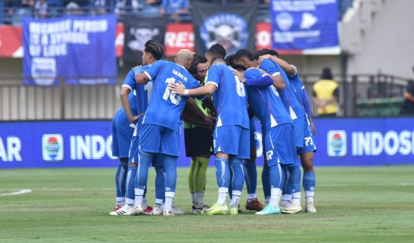 Persib Segera Bocorkan Jersey Baru, Erwan: Tunggu Saja Kejutan Tanggal 2!