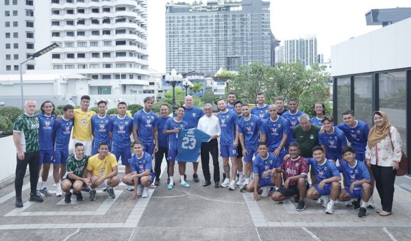 Dubes RI Kunjungi Persib di Thailand, Beri Dukungan Jelang Musim Baru