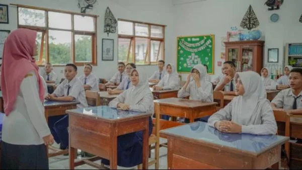 Cara Cek Penerima Insentif Honorer 2025 via Info GTK, Ini Syarat