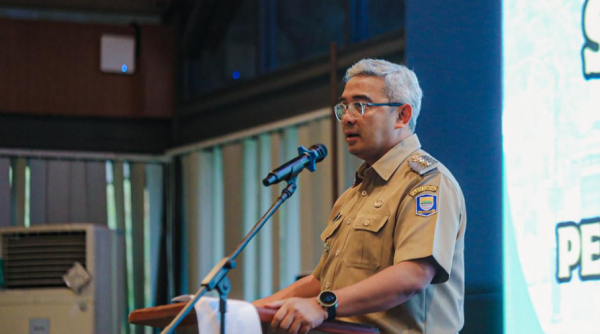 Pemkot Bandung Gelar Pembinaan Lurah, Farhan Tekankan Kepemimpinan Fleksibel