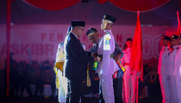 Farhan Resmikan Paskibraka Bandung untuk HUT RI ke-80