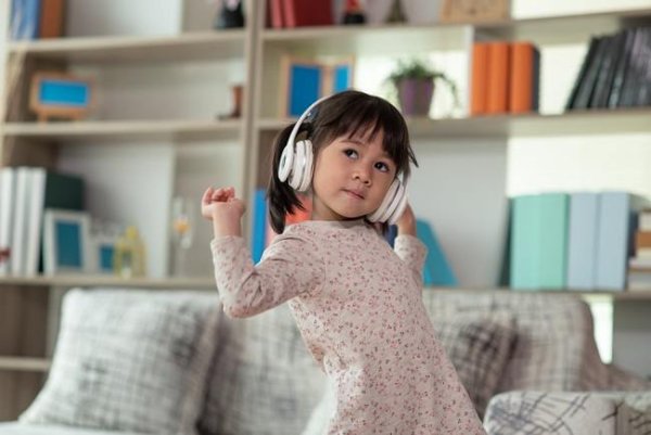 Studi: Musik Membantu Anak Mengenali Emosi Sejak Usia Dini