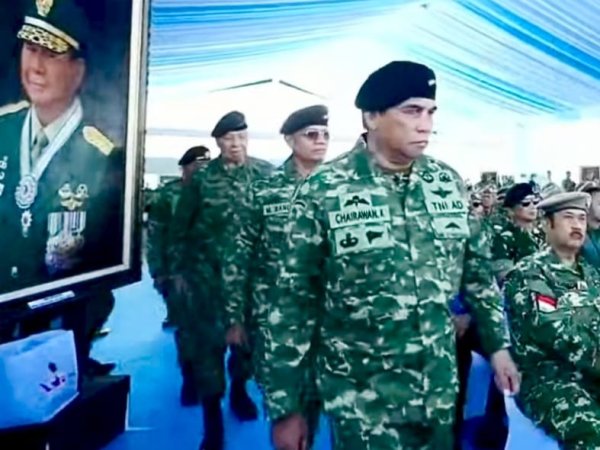 Kenaikan Pangkat Kehormatan Mayjen (Purn) Chairawan Jadi Letjen