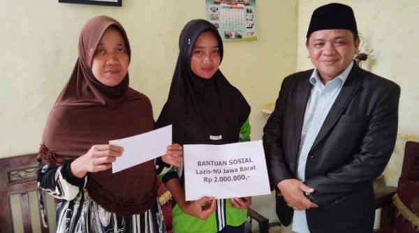 NU Care Lazisnu Jabar Bantu Korban Rumah Roboh di Indramayu