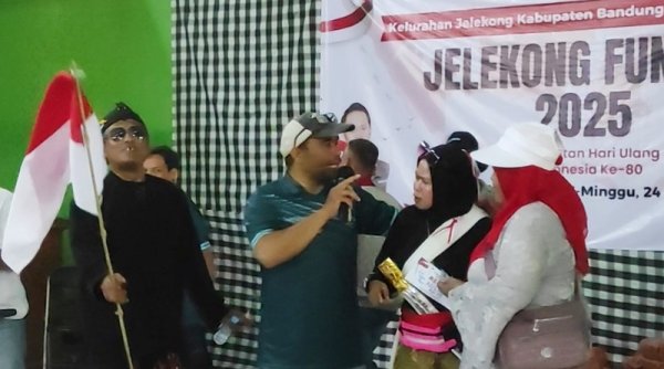 Ratusan Peserta Ikuti Gerak Jalan HUT RI ke-80 di Jelekong