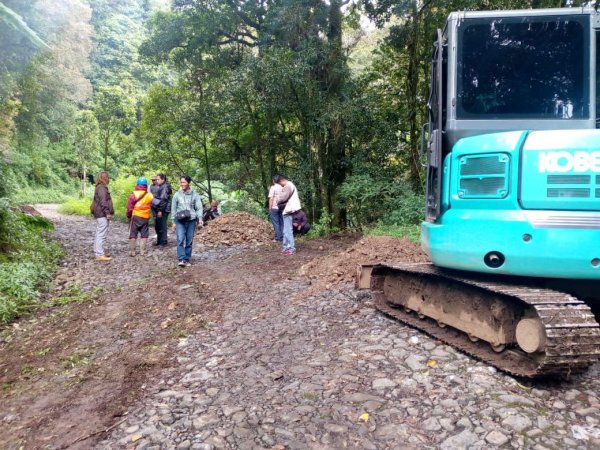 Warga Londok Haru Sambut Perbaikan Jalan: Tapi Tolong, Proyek Ini Harus Transparan