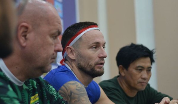 Jelang Hadapi Persijap, Marc Klok Ingatkan Persib Tetap Fokus