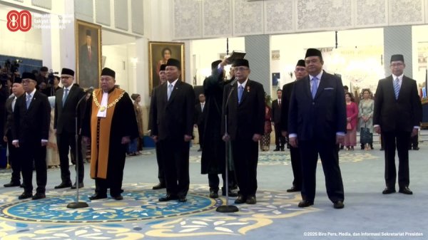 Ini Daftar Enam Dubes dan Dua Watapri RI yang Dilantik Prabowo di Istana Negara Hari Ini