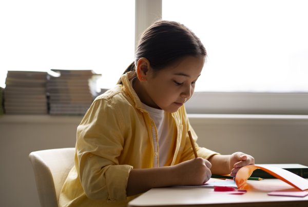 Tak Hanya Prestasi Akademik, Ini Sinyal Anak Memiliki Kecerdasan Tinggi