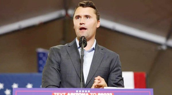 Aktivis Sayap Kanan Charlie Kirk Tewas Ditembak, Pemuda Utah Ditangkap