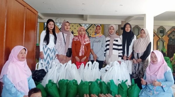 Pelayanan Kesehatan Gratis dan Baksos Ibu Hamil oleh PC Muslimat NU Kabupaten Bandung