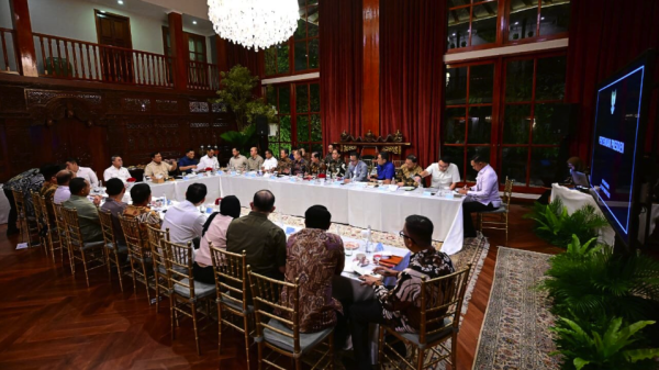 Rapat di Kertanegara, Prabowo Bahas Evaluasi MBG hingga Ketahanan Pangan