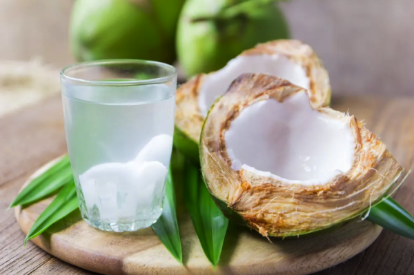 5 Herbal Alami yang Bisa Bantu Redakan Gejala Keracunan Makanan