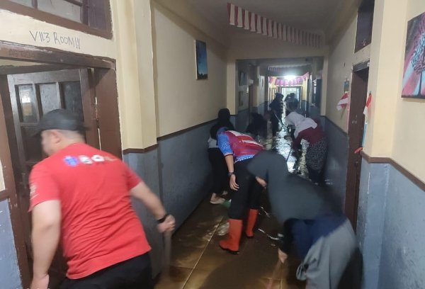 7 Rumah dan Sekolah di Sukabumi Kebanjiran, BPBD Sebut Imbas Proyek Tol
