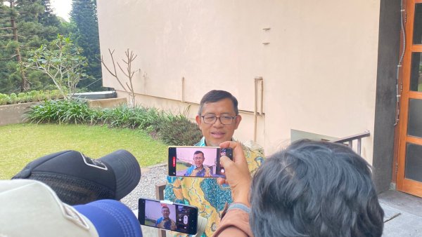 Tanggapi Keluhan Ojol, Aher Soroti Potongan 20% Perlu Dikaji Ulang