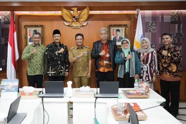 Audiensi dengan Menteri Sosial, Kang DS Usulkan Dua Lokasi Definitif Sekolah Rakyat