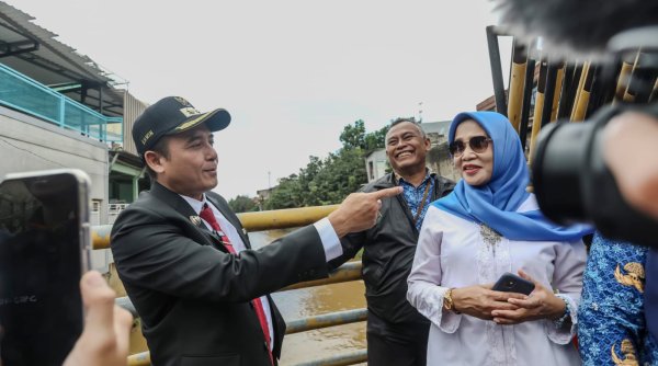 Pemkot Bandung Tindak Lanjut Cepat Kerusakan Kirmir Sungai Cikapundung di Jembatan Dalem Kaum