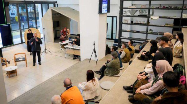 Pemkot Bandung Tegaskan Komitmen Perkuat Ekonomi Kreatif dalam Simposium UCCN