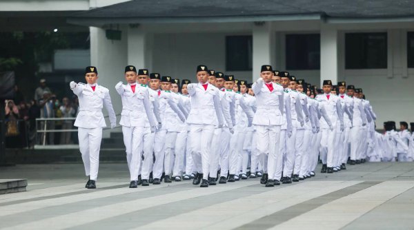 Wali Kota Bandung Ajak Generasi Muda Teguhkan Semangat Persatuan