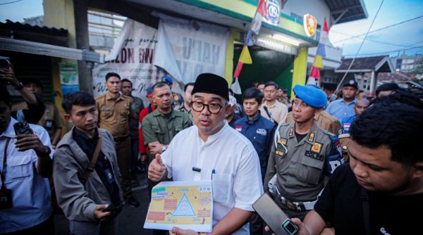 Siskamling Siaga Bencana, Farhan Kembali Telusuri Gang Gang Sempit di Kota Bandung