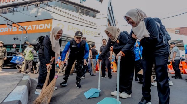 Gerakan Beberesih Bandung Wujudkan Semangat Solidaritas di Hari Jadi ke-215