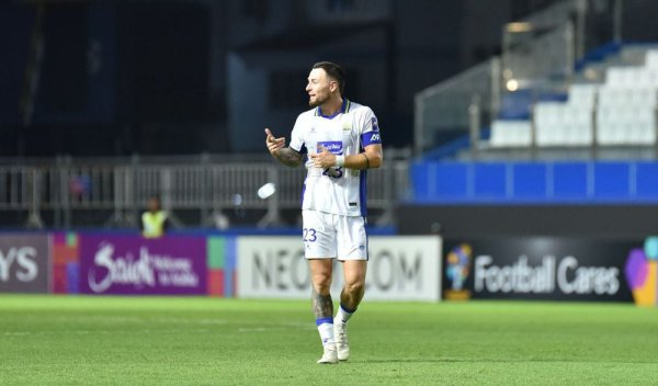 Kapten Persib Marc Klok Ingin Ukir Sejarah Bersama Garuda di Piala Dunia