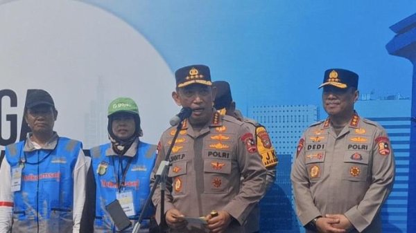 Polri Siapkan Fitur Keamanan di Aplikasi Transportasi Online