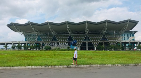 Kertajati: Bandara Megah di Negeri Antah Berantah