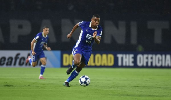 Uilliam Barros Siap Bawa Persib Taklukkan Persis Solo di GBLA