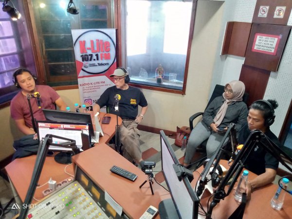 Alumni SMAN Cimindi - 13 Bandung Jadikan Pohon Sebagai Monumen
