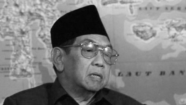 Dari Santri Jombang ke Presiden RI: Kisah Gus Dur yang Kini Resmi Jadi Pahlawan Nasional