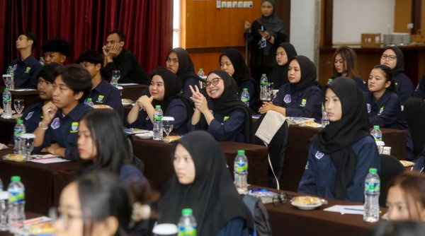 Tingkatkan Kemandirian, Pemkot Bandung Latih Siswa Paket C Jadi Barista