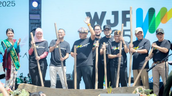 Wali Kota Bandung: West Java Festival 2025 Bukti Sinergi dan Inovasi Pariwisata Budaya
