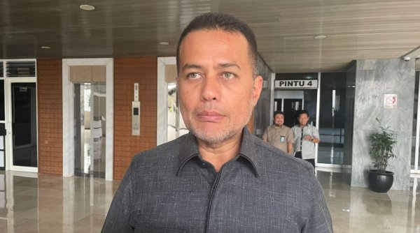 Ijeck Dukung Penuh Rencana Prabowo Bangun Kereta Api Luar Jawa
