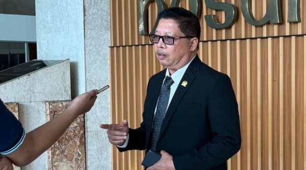Nengah Senantara Pertanyakan Kualitas Operasional Koperasi Merah Putih di Daerah